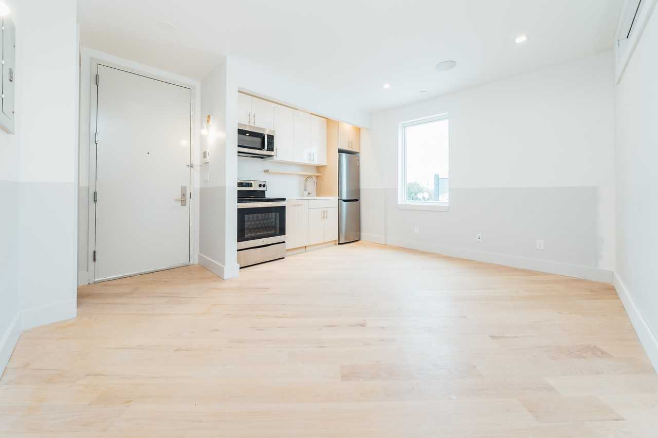 74 Bleecker Street #24MC