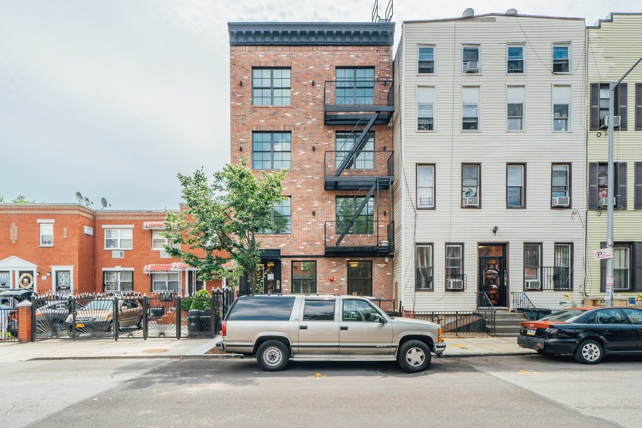 74 Bleecker Street #35QE