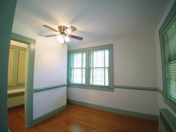 116 Shoe Ln - Photo 2 of 21