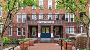 featured image of 131 Dudley St