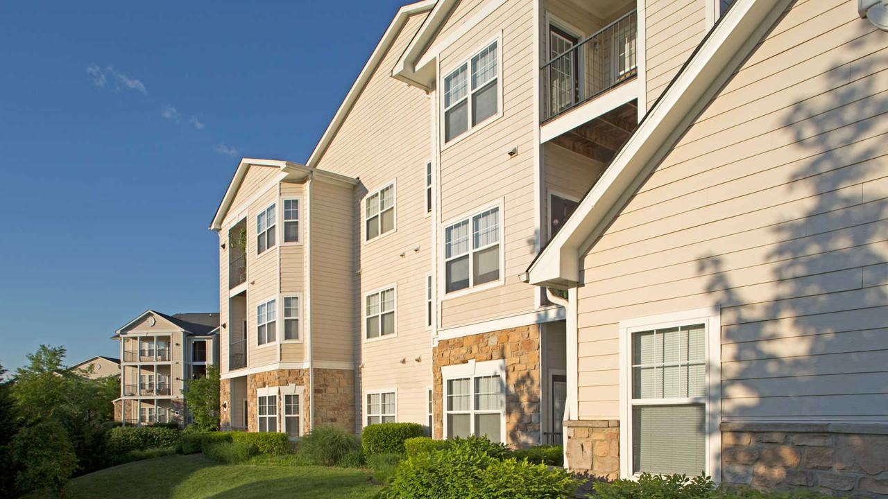 The Reserve at Fairfax Corner - Photo 3 of 50