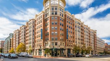 featured image of 2400 M St Nw