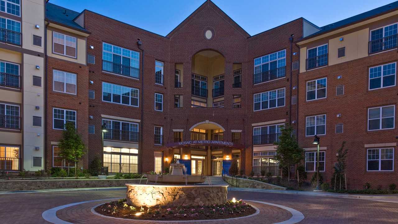 Mosaic at Metro - Photo 7 of 50