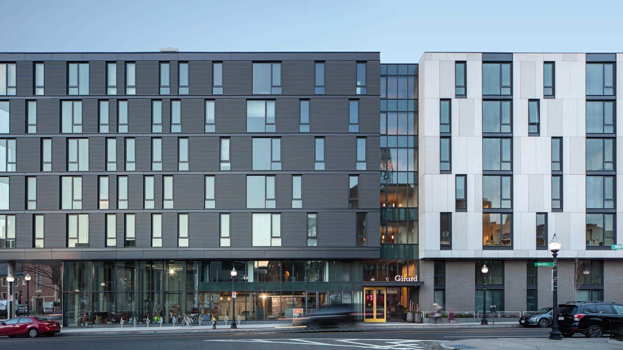 Girard - Photo 6 of 58