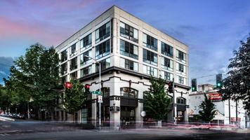 featured image of 1530 12th Avenue