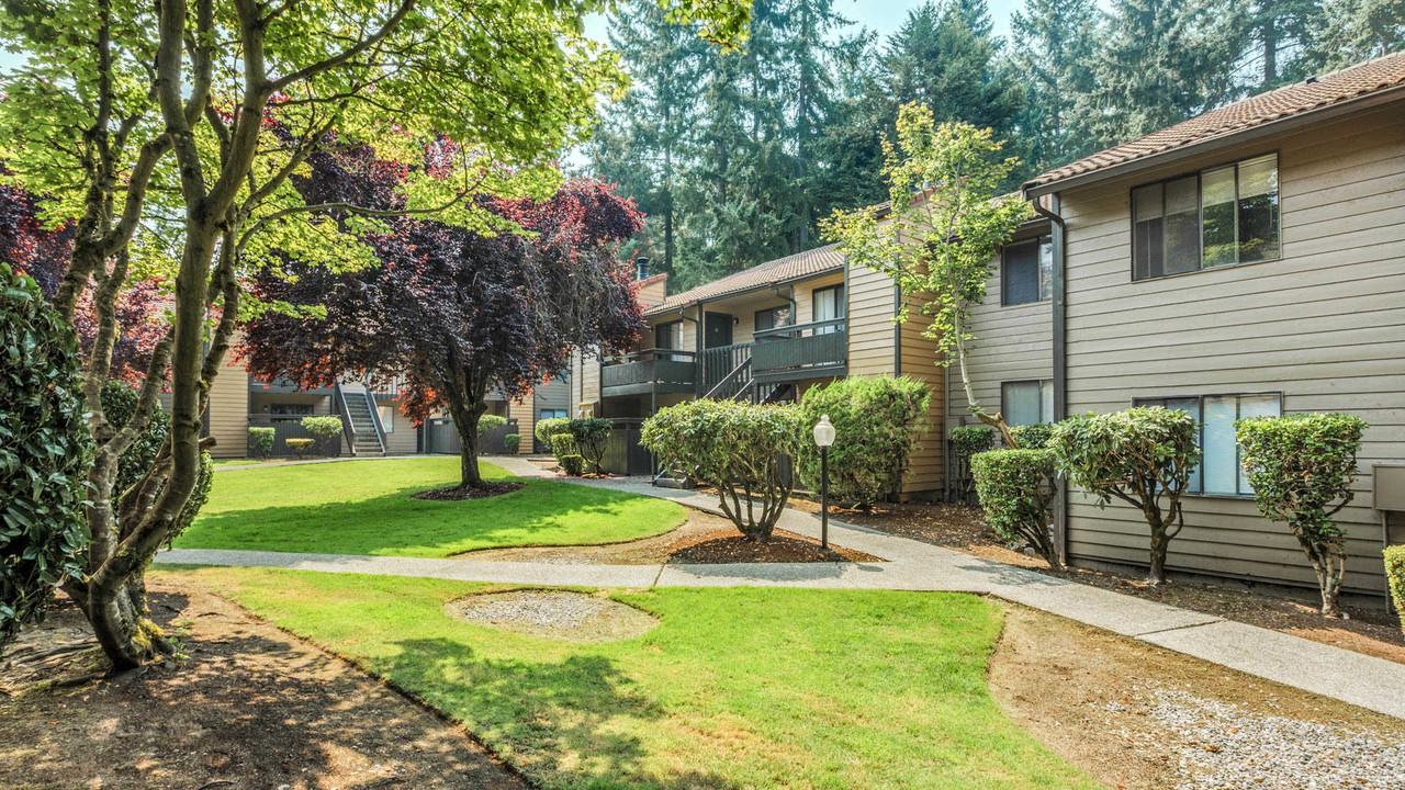 Bellevue Meadows - Photo 2 of 51