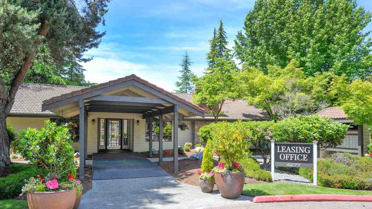 Bellevue Meadows - Photo 5 of 51