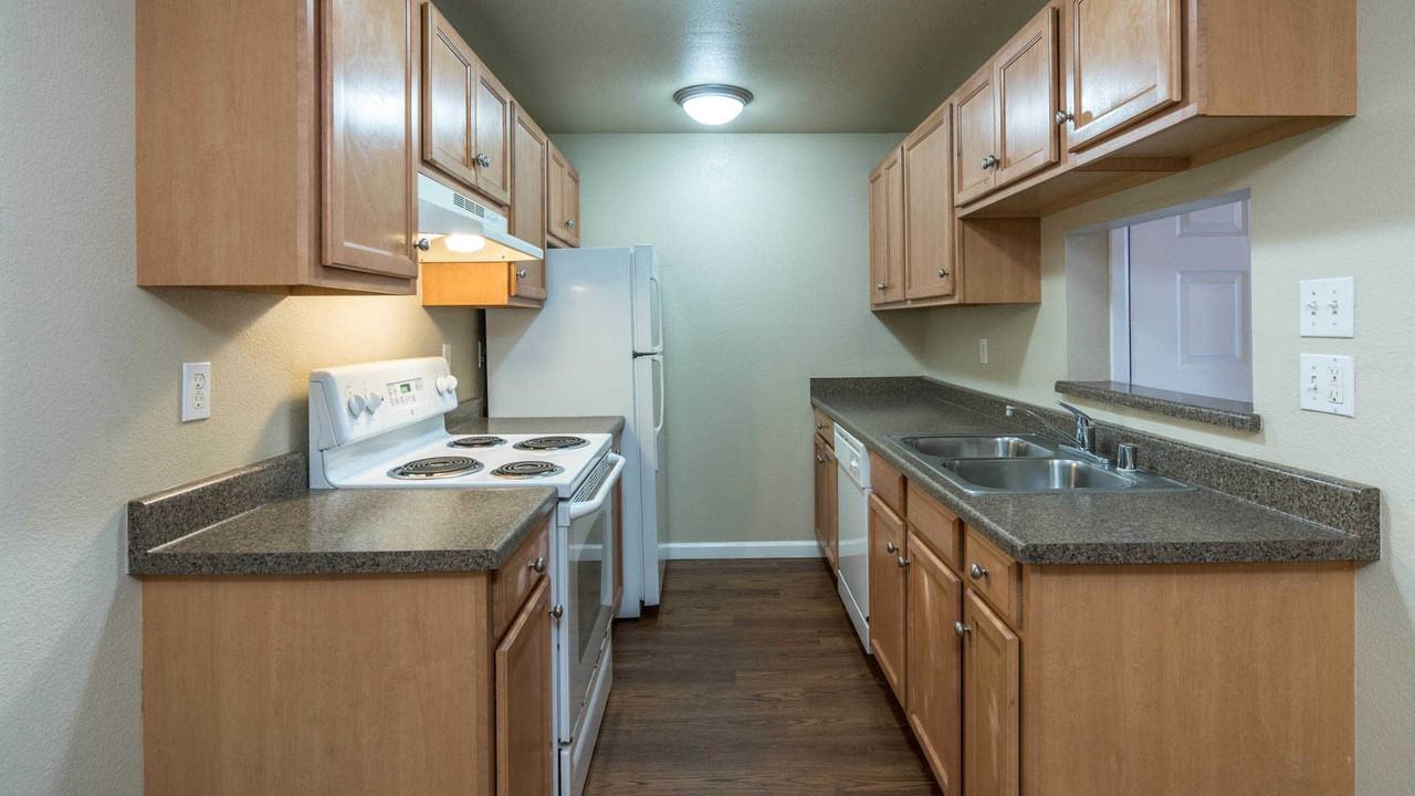 Bellevue Meadows - Photo 7 of 51