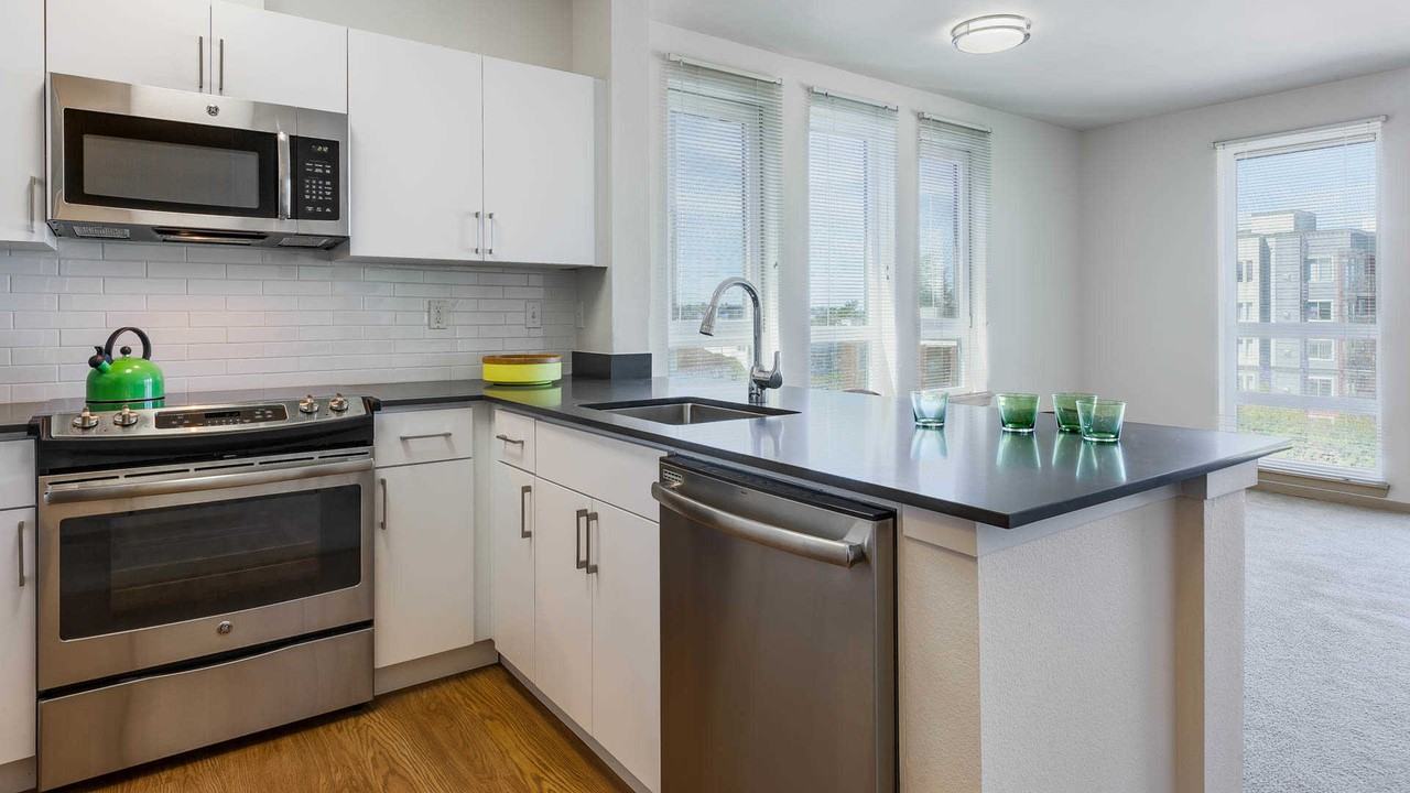 The Heights on Capitol Hill - Photo 5 of 45