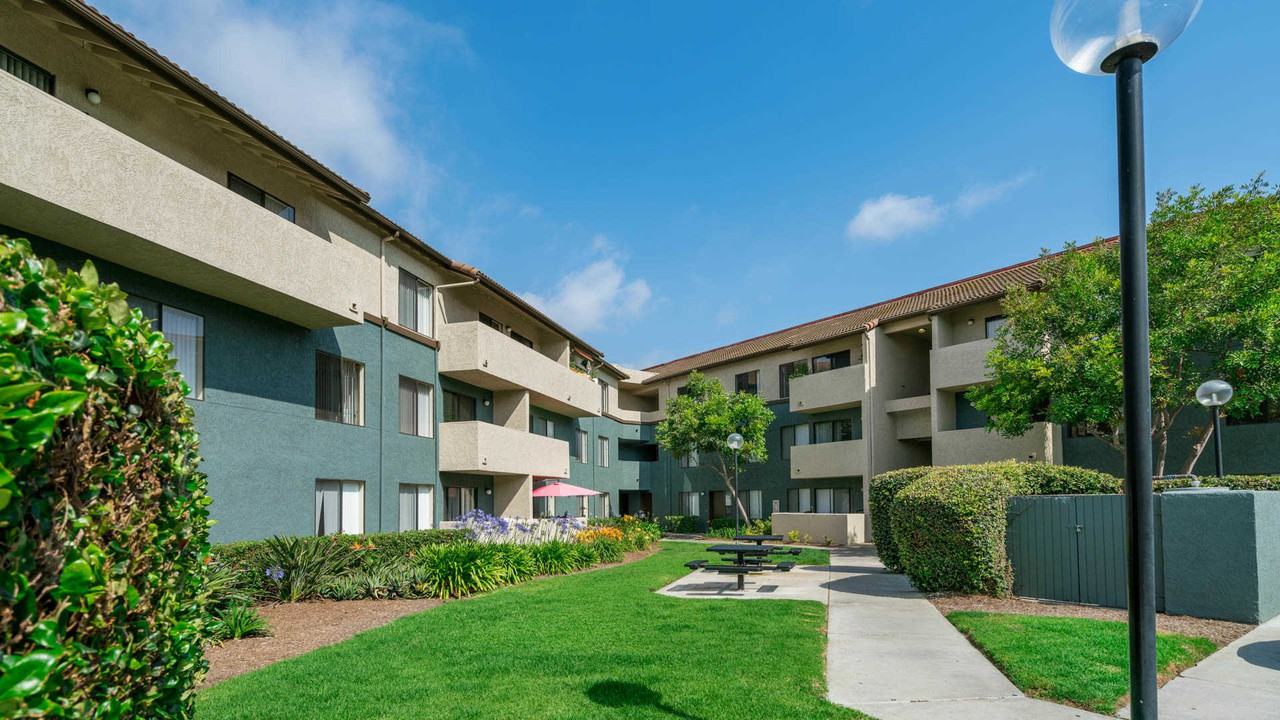 Ocean Crest - Photo 2 of 37