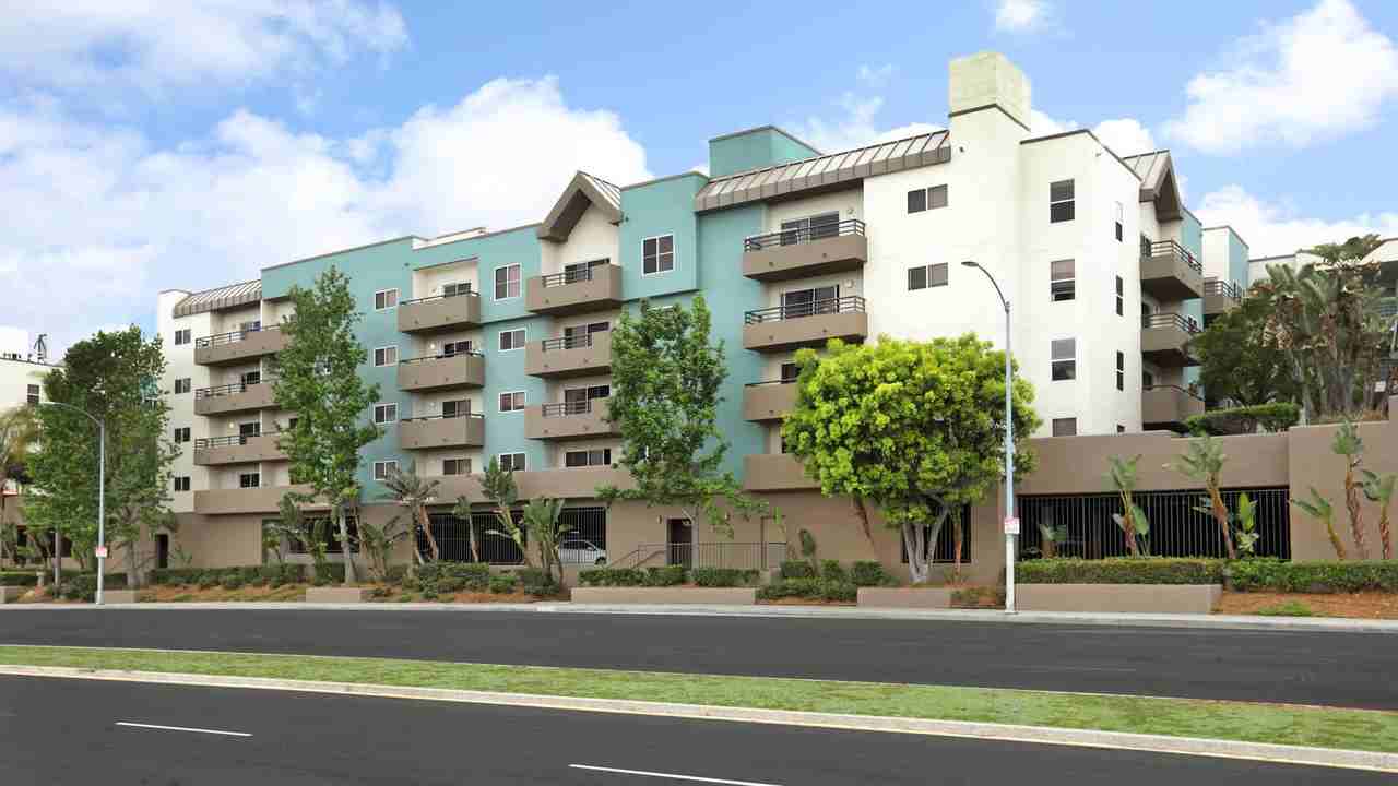 Park West - Photo 2 of 39