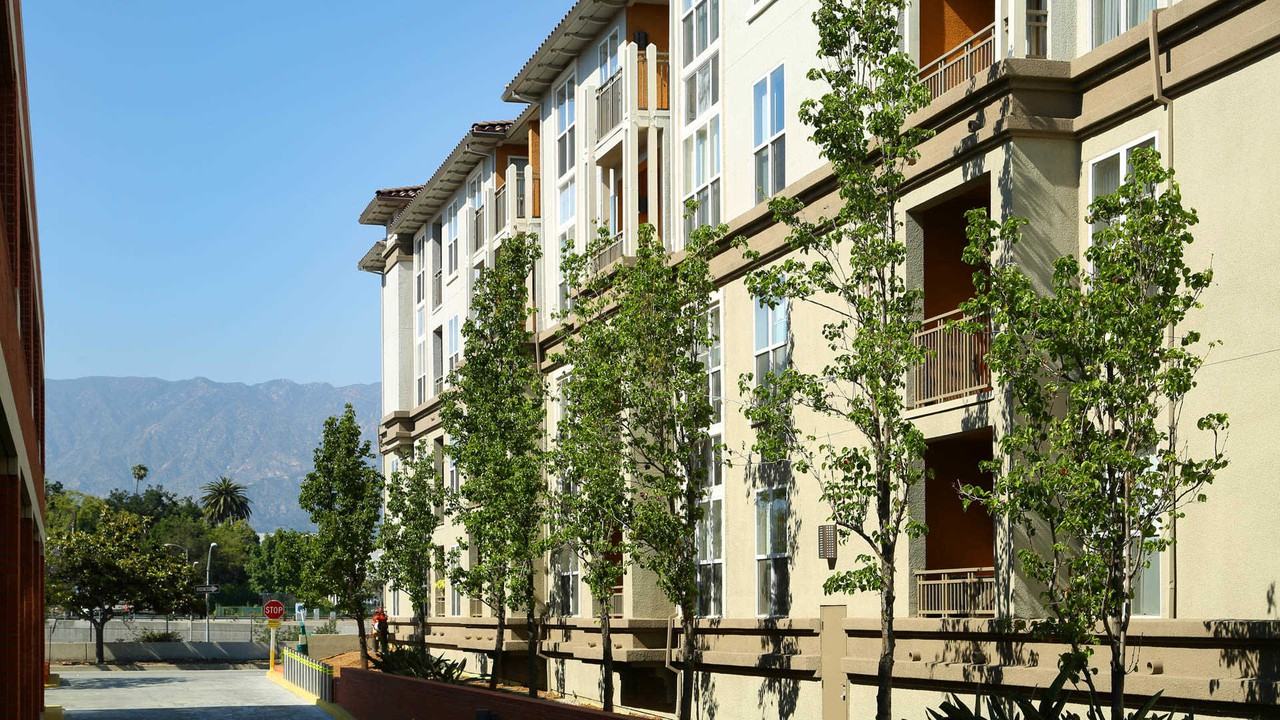 Acappella Pasadena - Photo 5 of 47