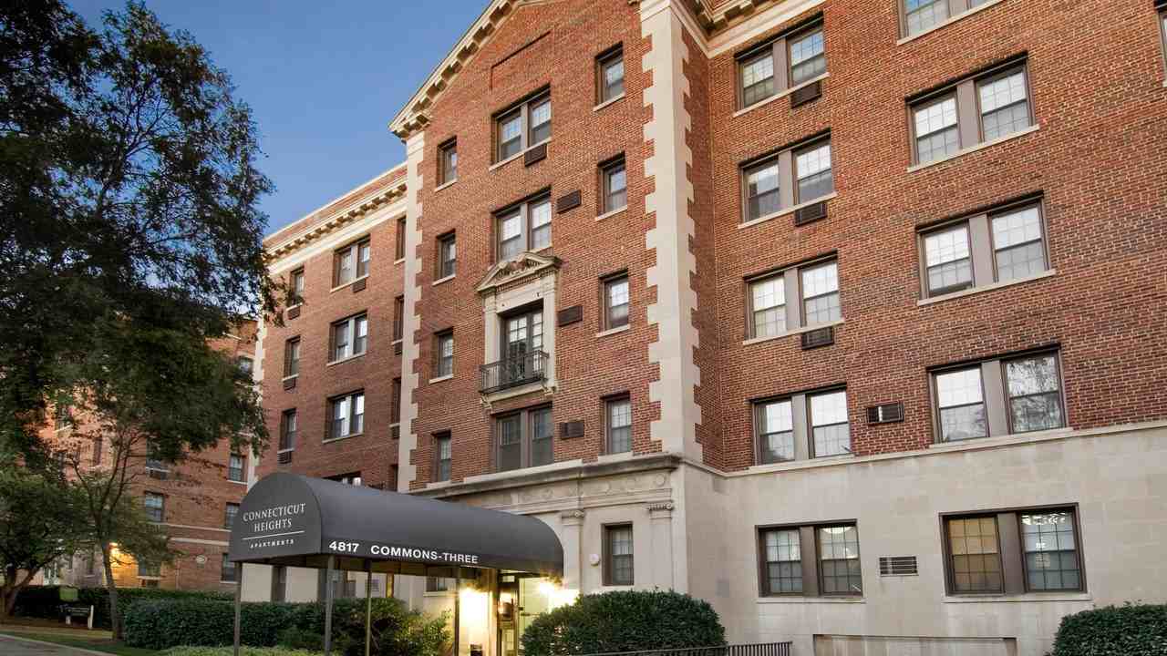 Connecticut Heights - Photo 2 of 50