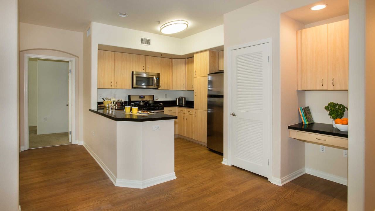 Mariposa at Playa del Rey - Photo 6 of 64