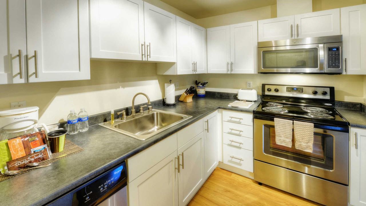 City Square Bellevue - Photo 7 of 67