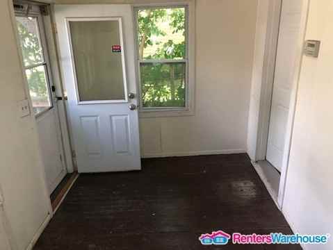 3259 NE Tyler St - Photo 3 of 13