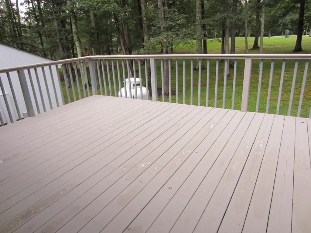 127 Woodland Dr - Photo 2 of 16