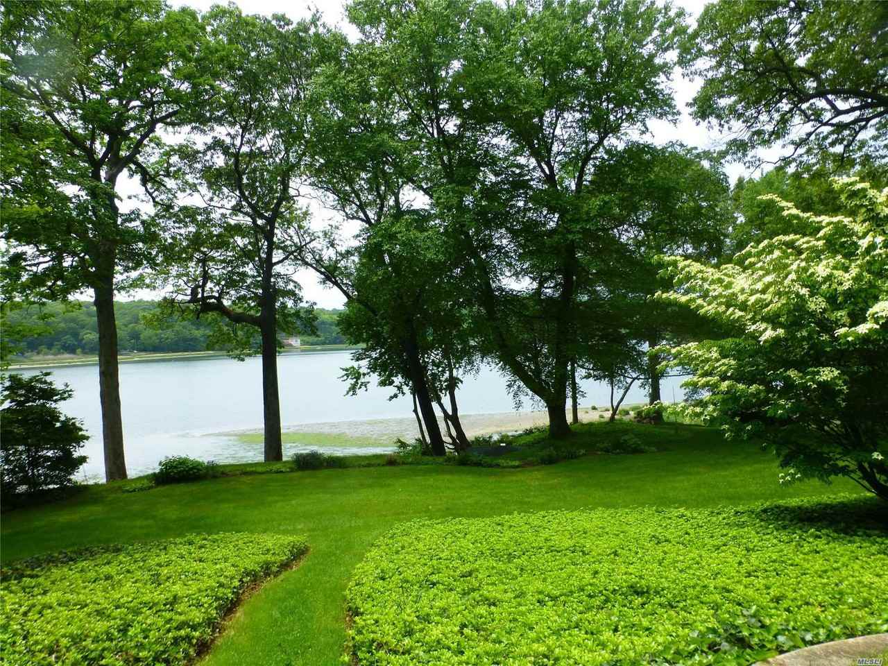 47 Harbor Rd - Photo 3 of 16