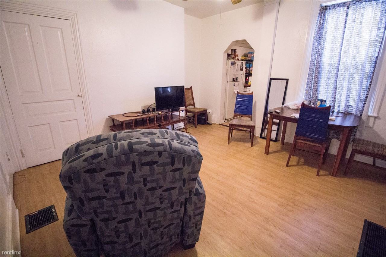 1711 Forbes Ave - Photo 2 of 8