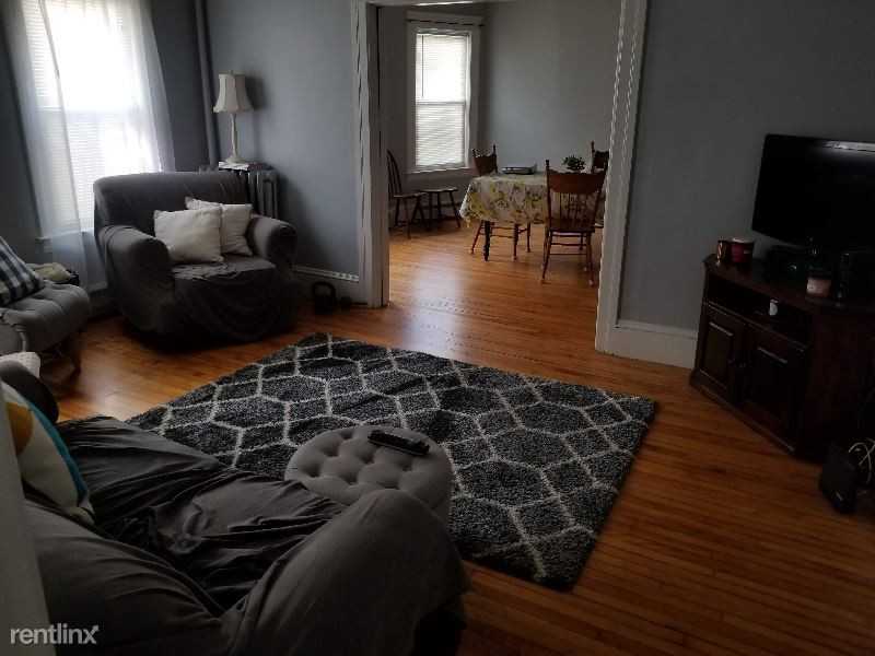 101 June St - Photo 2 of 7