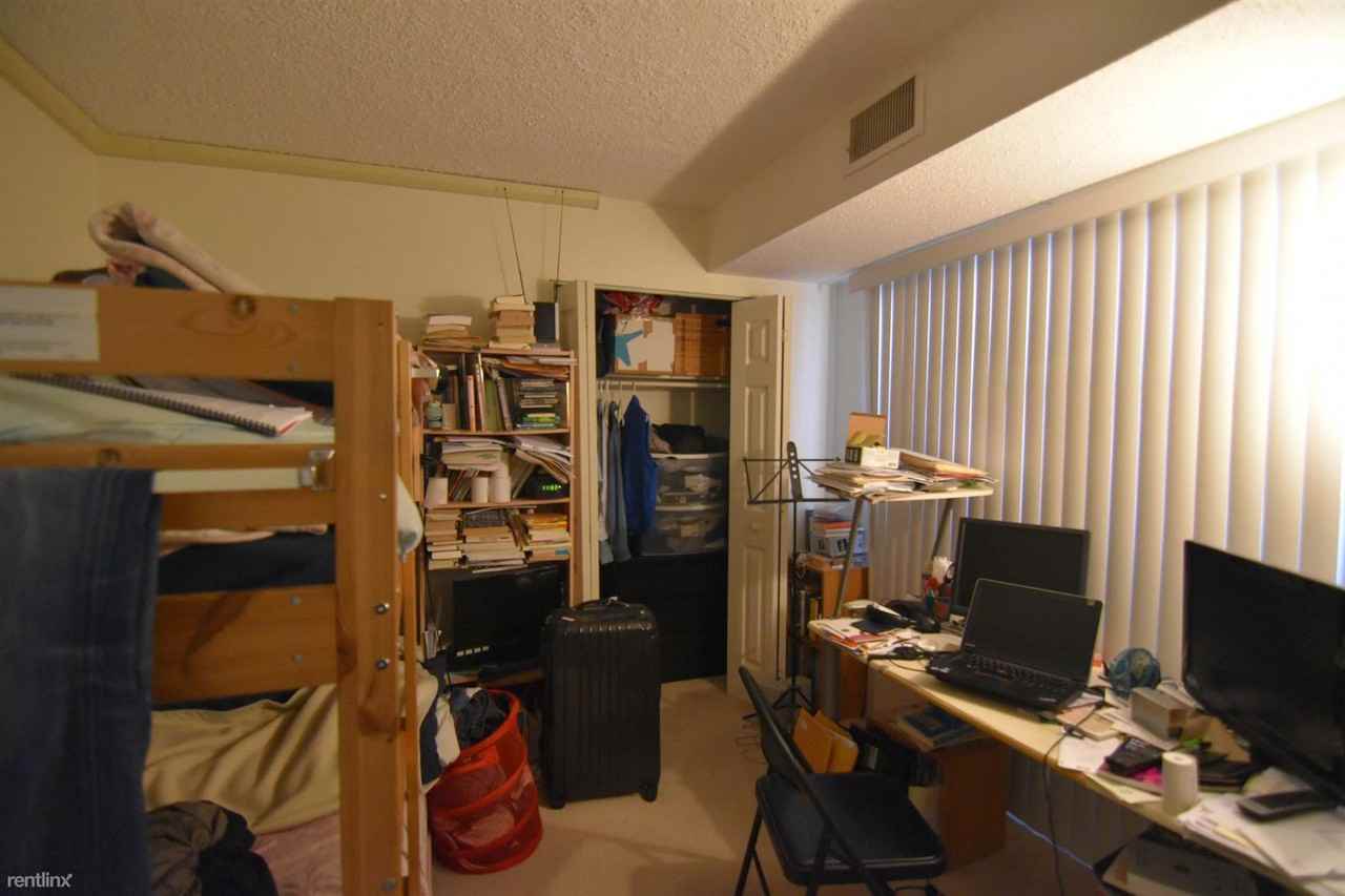 80 Marion St. - Photo 3 of 6