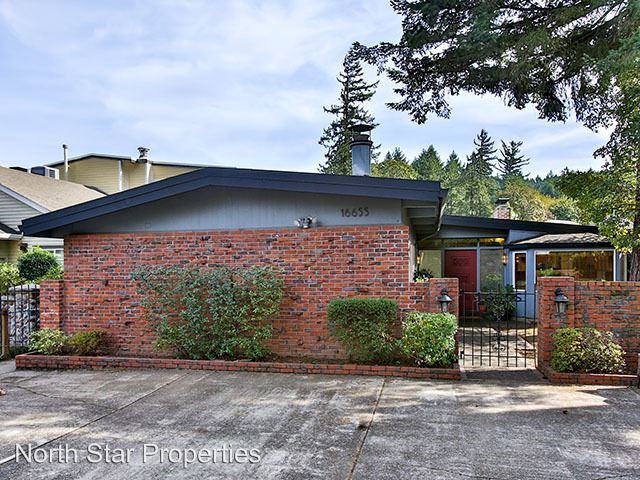 16655 Maple Cir - Photo 2 of 30