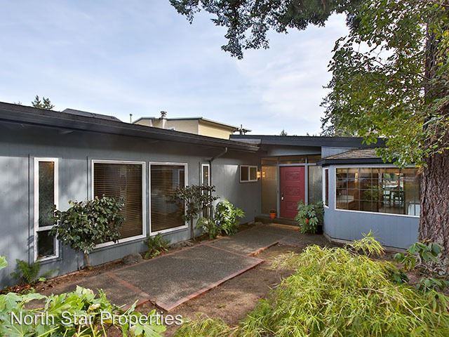 16655 Maple Cir - Photo 3 of 30