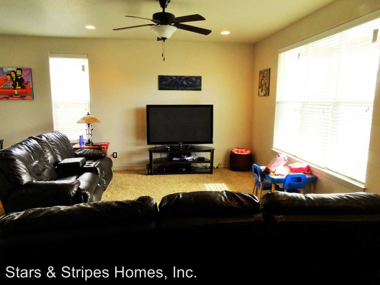 2075 Basil St - Photo 2 of 14