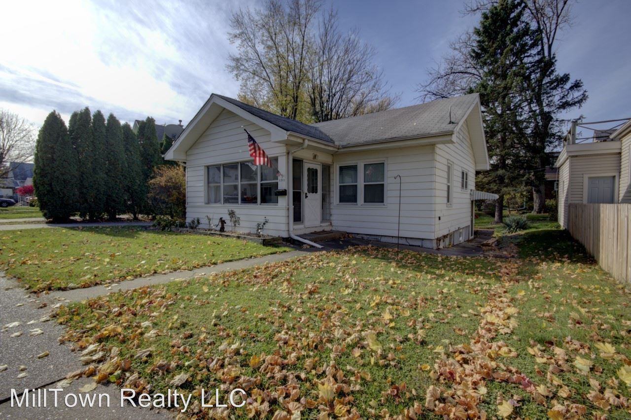 2315 4th St - Photo 2 of 32