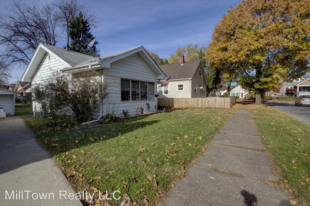 2315 4th St - Photo 3 of 32