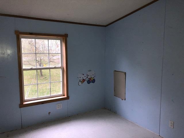 9 Irene Ave - Photo 2 of 13