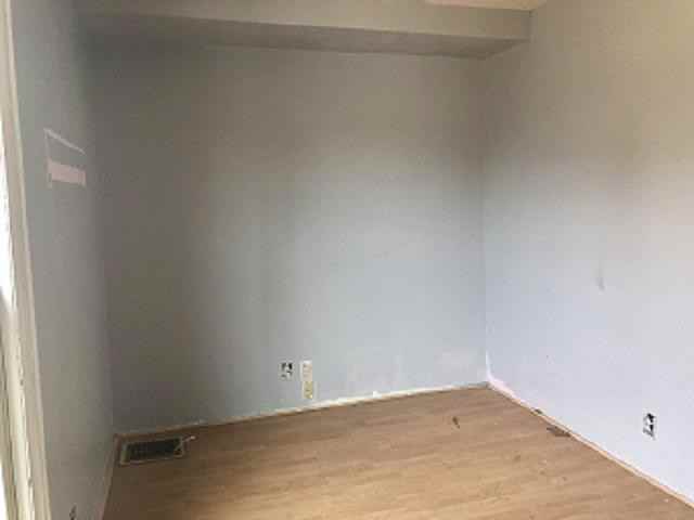 368 W Park St - Photo 3 of 10