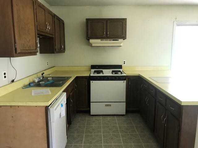 6636 Bishop Rd - Photo 3 of 12