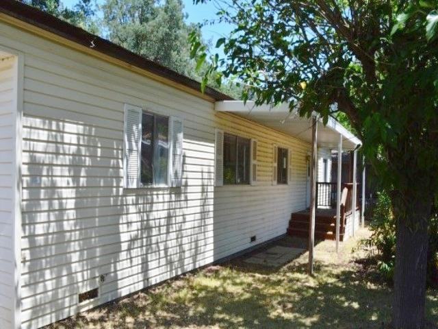 15930 Bell Ave - Photo 3 of 9