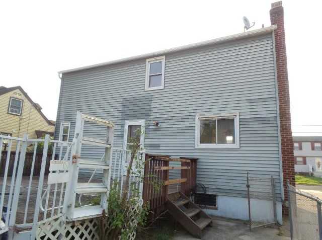 238 Union Ave - Photo 2 of 14