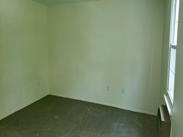 5 Lakeside Dr - Photo 2 of 15