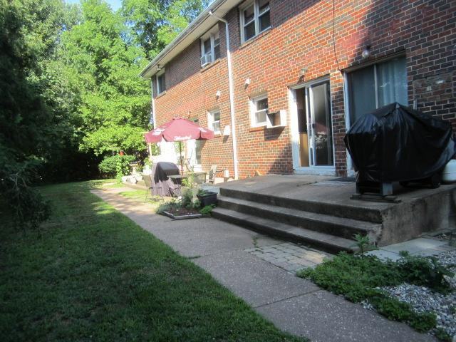 14 Lawton Rd - Photo 3 of 14