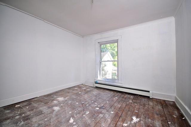 118 Birdsall St - Photo 3 of 15