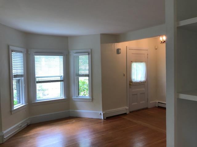 319 Foreside Rd - Photo 3 of 12