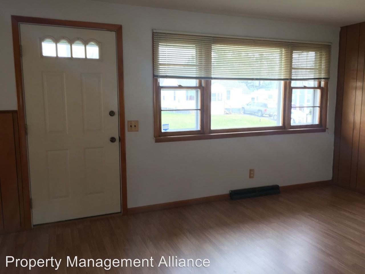 114 Mitchell Ave - Photo 3 of 16