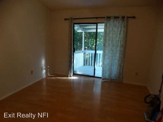 4521 Tradewinds Pl - Photo 3 of 10