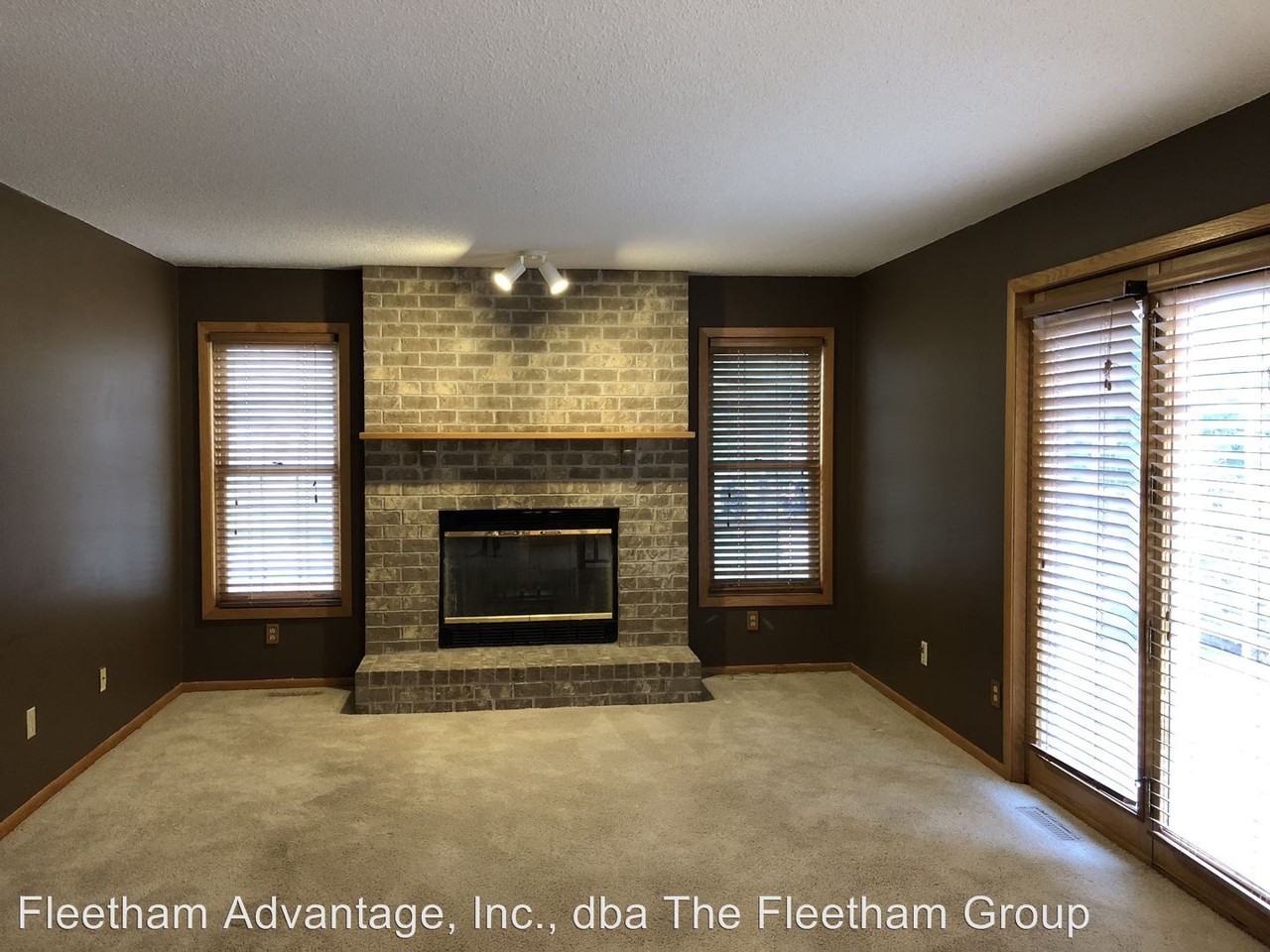 8020 Hidden Ct - Photo 2 of 21