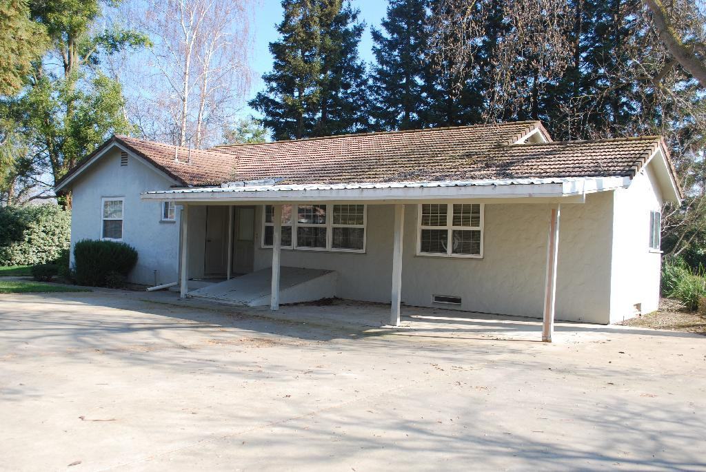 873 S Jack Tone Rd - Photo 3 of 7