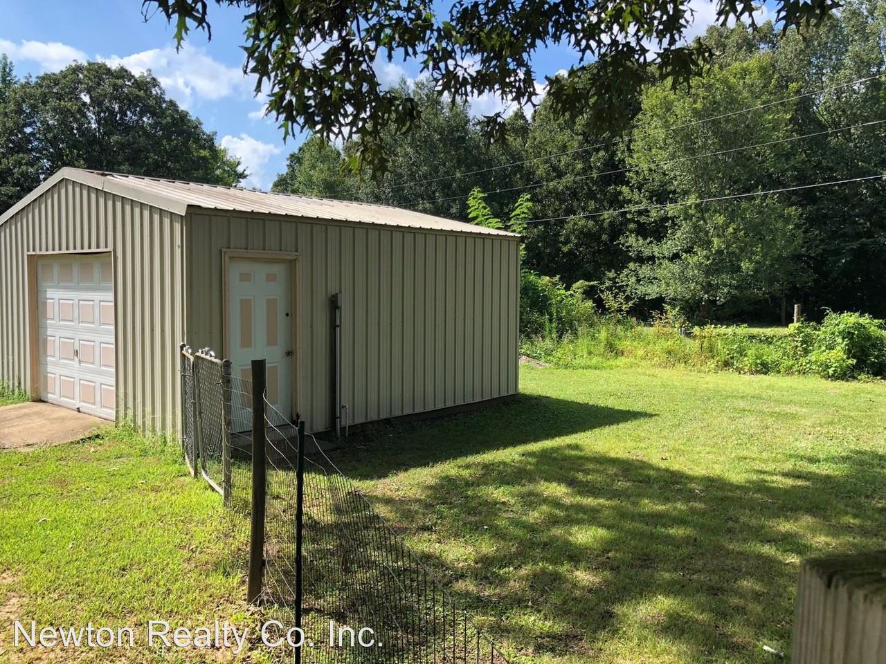 22390 Goodin Rd - Photo 2 of 8