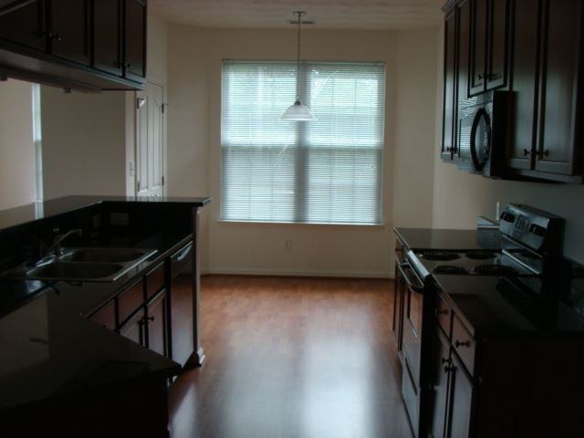 8155 Billings Ct - Photo 2 of 12