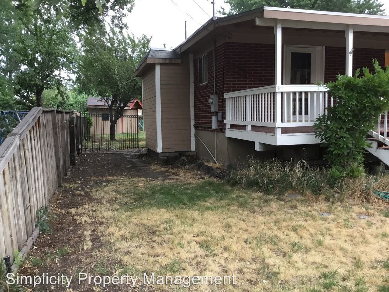 670 W 400 N - Photo 3 of 26