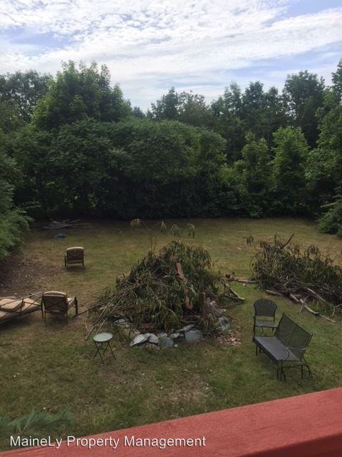 175 Middle Rd - Photo 3 of 12