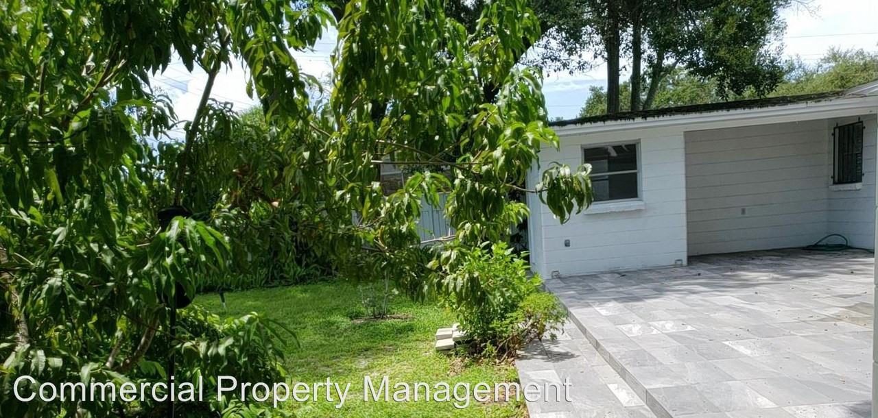 3412 S Omar Ave - Photo 2 of 14