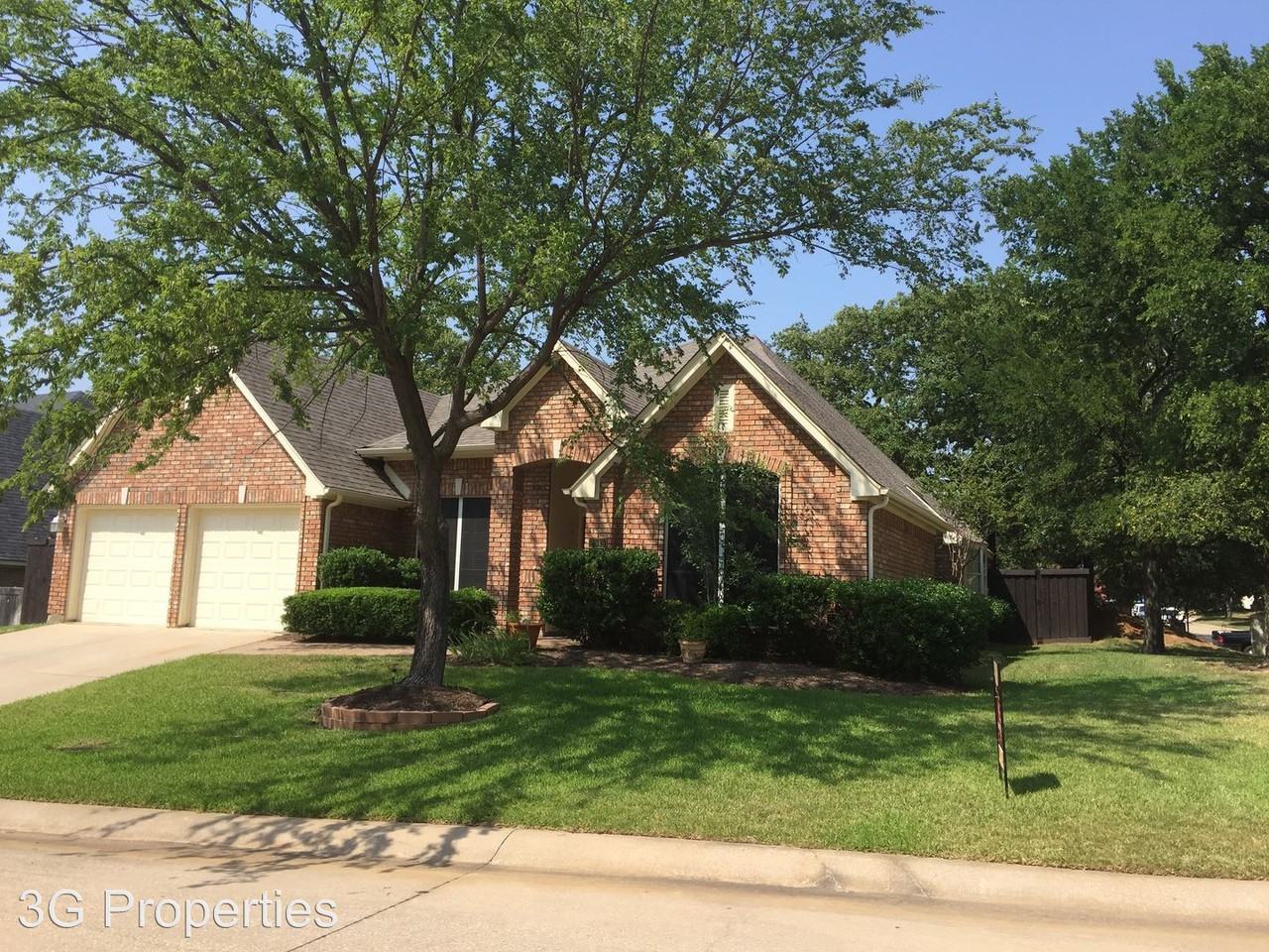 2545 Glen Ridge Dr - Photo 2 of 19