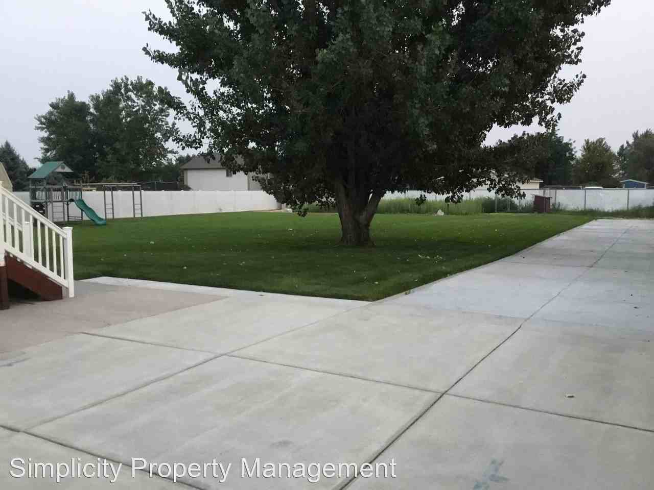 3733 W 2100 N - Photo 3 of 44